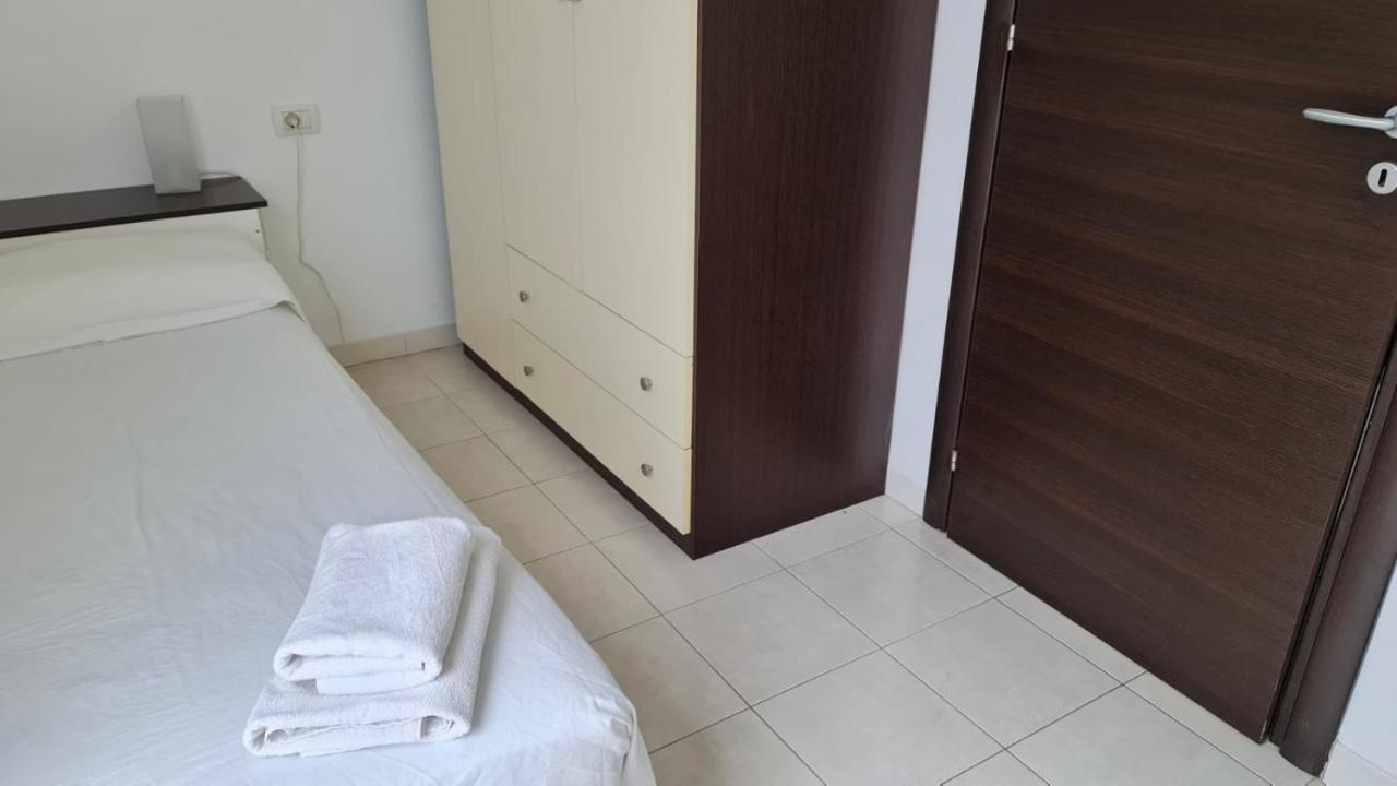 Duplex Apartments Nirvana 卡亚俄萨尔瓦赫 外观 照片