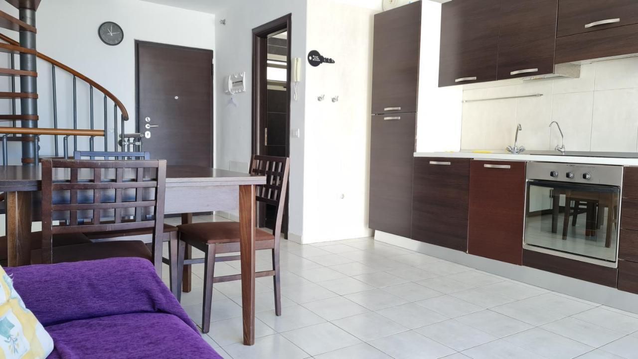 Duplex Apartments Nirvana 卡亚俄萨尔瓦赫 外观 照片
